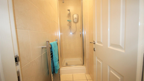 Second Shower Room at 10 Denham Road